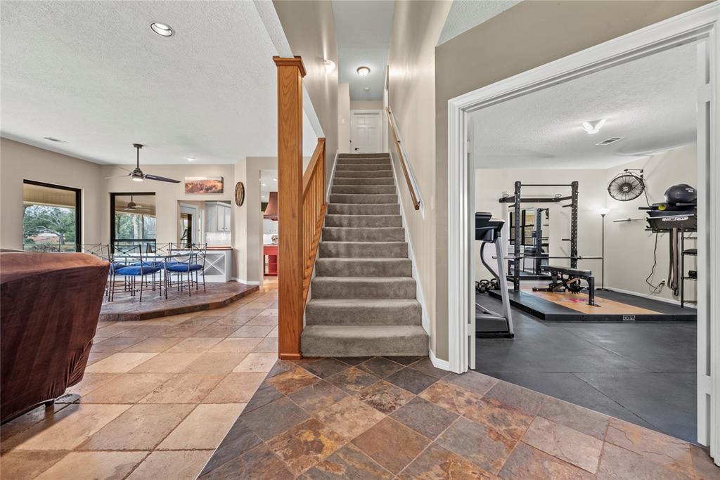 4611 Diamond Springs Drive, Missouri City, Texas image 8