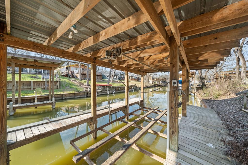 189 New Cove Drive, Livingston, Texas image 21