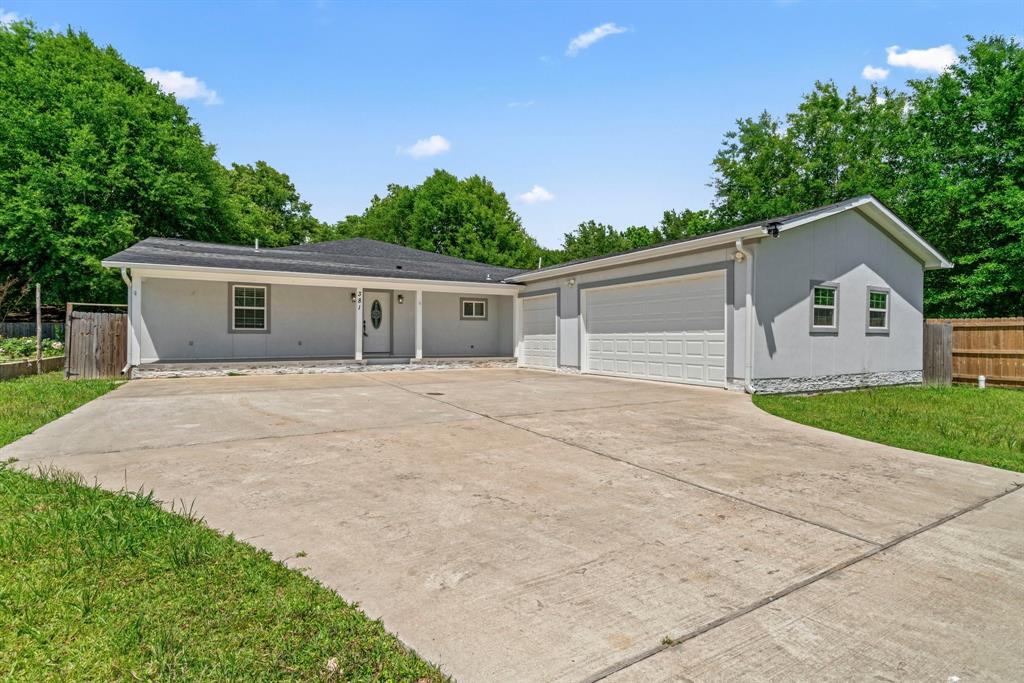 381 County Road 3404, Cleveland, Texas image 3