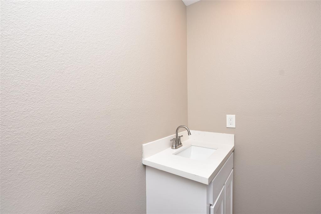 1419 E Victorson Street, Houston, Texas image 19