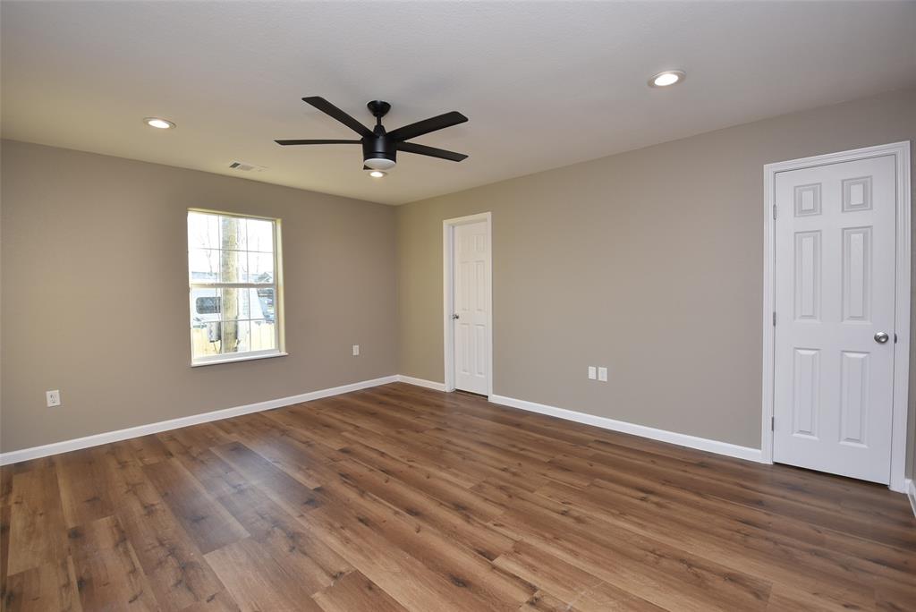 1419 E Victorson Street, Houston, Texas image 7