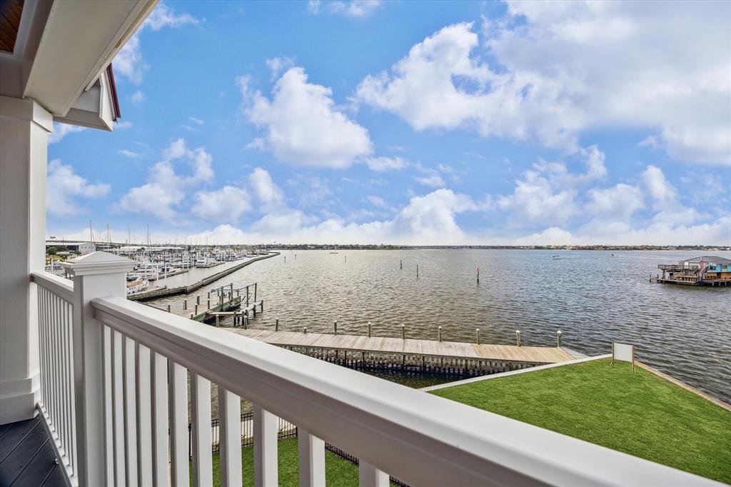 2447 Lakewood Pointe, Seabrook, Texas image 31