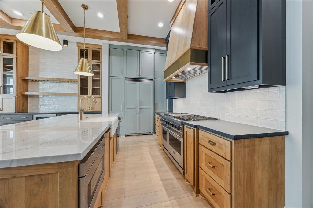 2447 Lakewood Pointe, Seabrook, Texas image 11