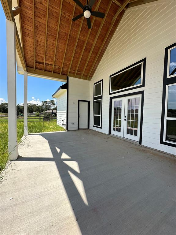 507 Kickapoo Drive, Anahuac, Texas image 7
