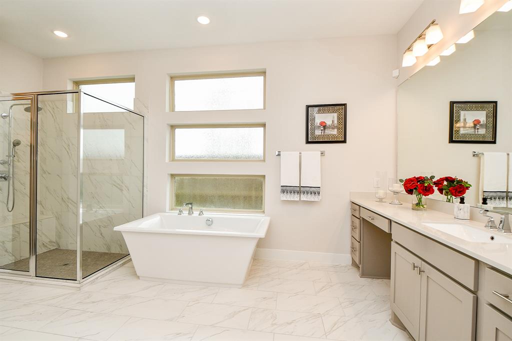 2510 Fountain Cove Lane, Missouri City, Texas image 32