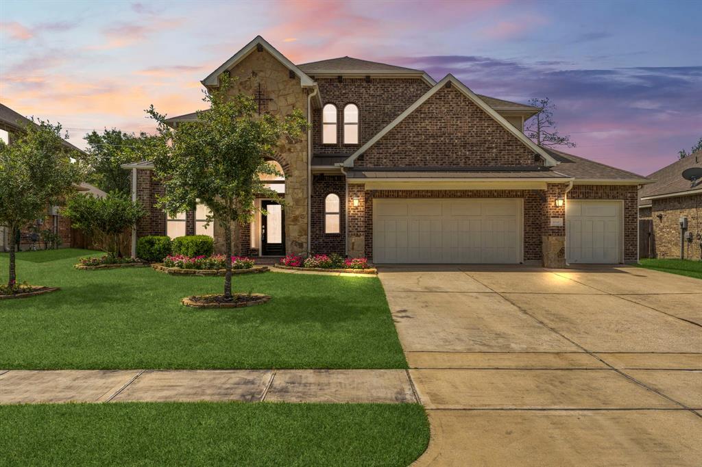 5015 Gold Lantana Trail