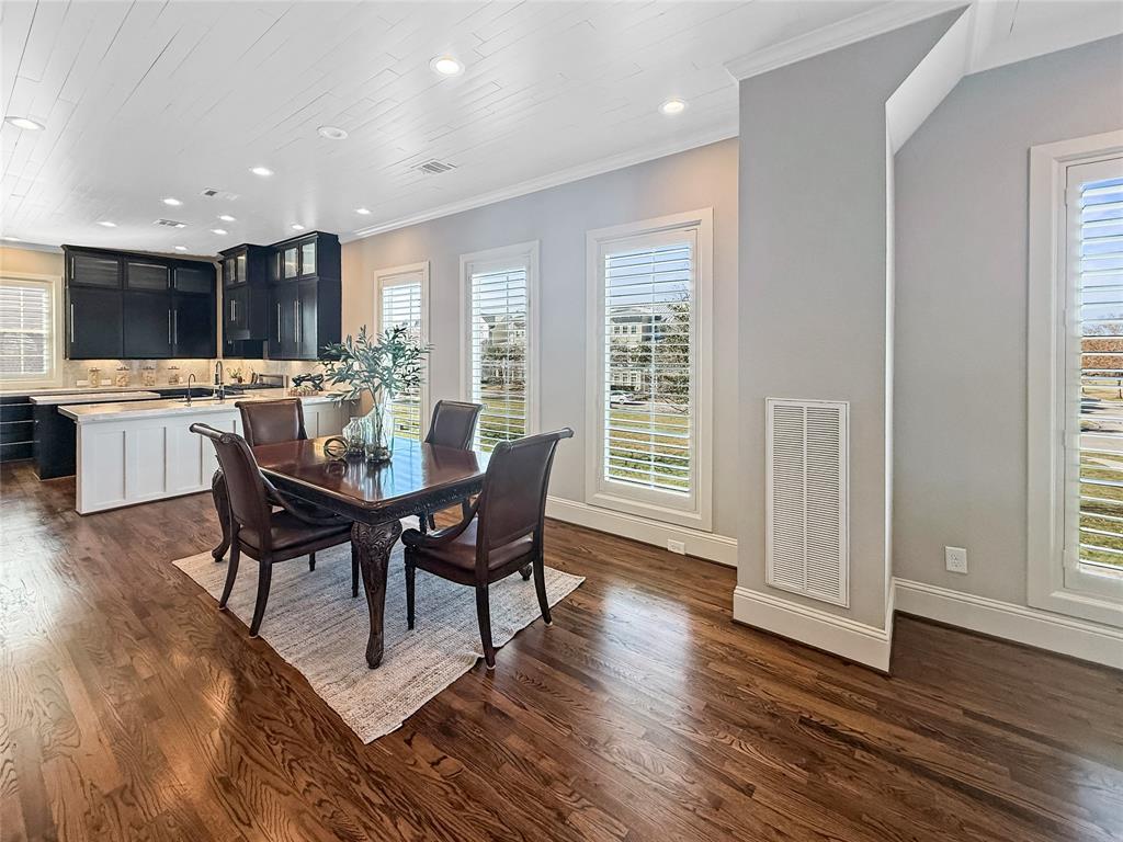 250 Breezy Way, The Woodlands, Texas image 24