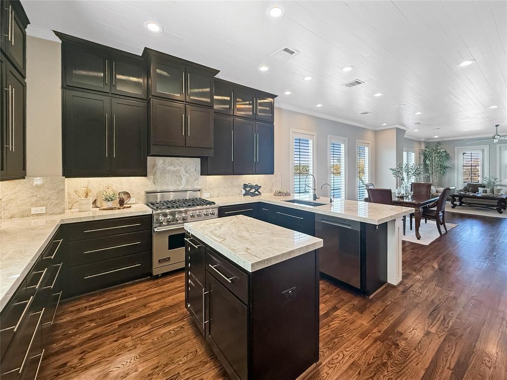 250 Breezy Way, The Woodlands, Texas image 29