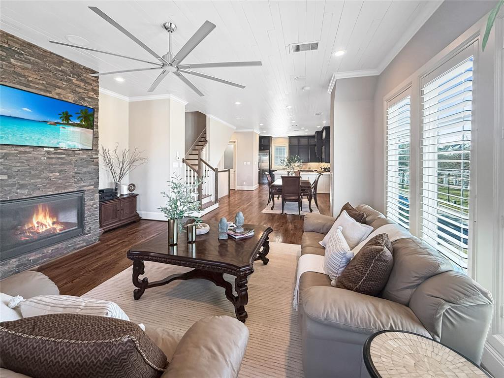 250 Breezy Way, The Woodlands, Texas image 19