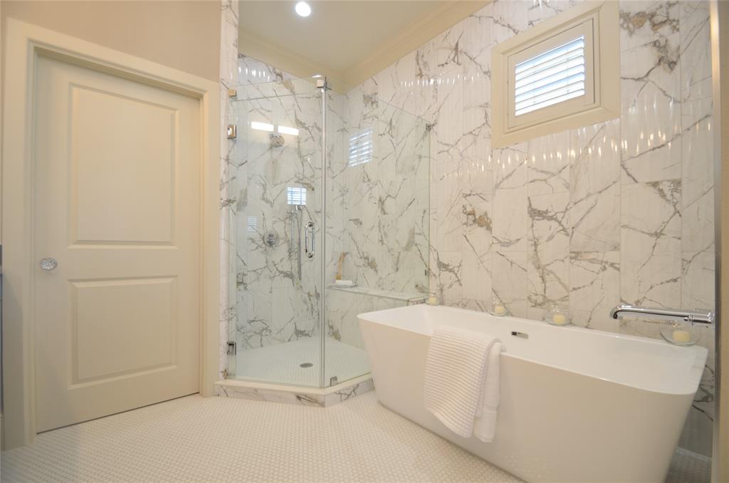 250 Breezy Way, The Woodlands, Texas image 39