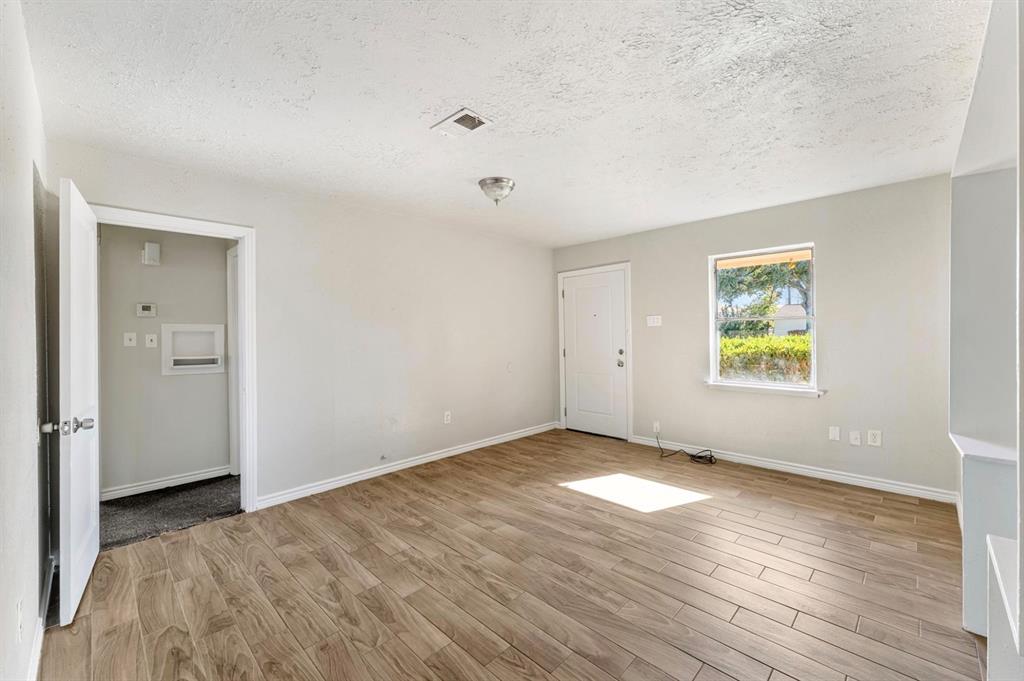 4637 Carmen Street, Houston, Texas image 4