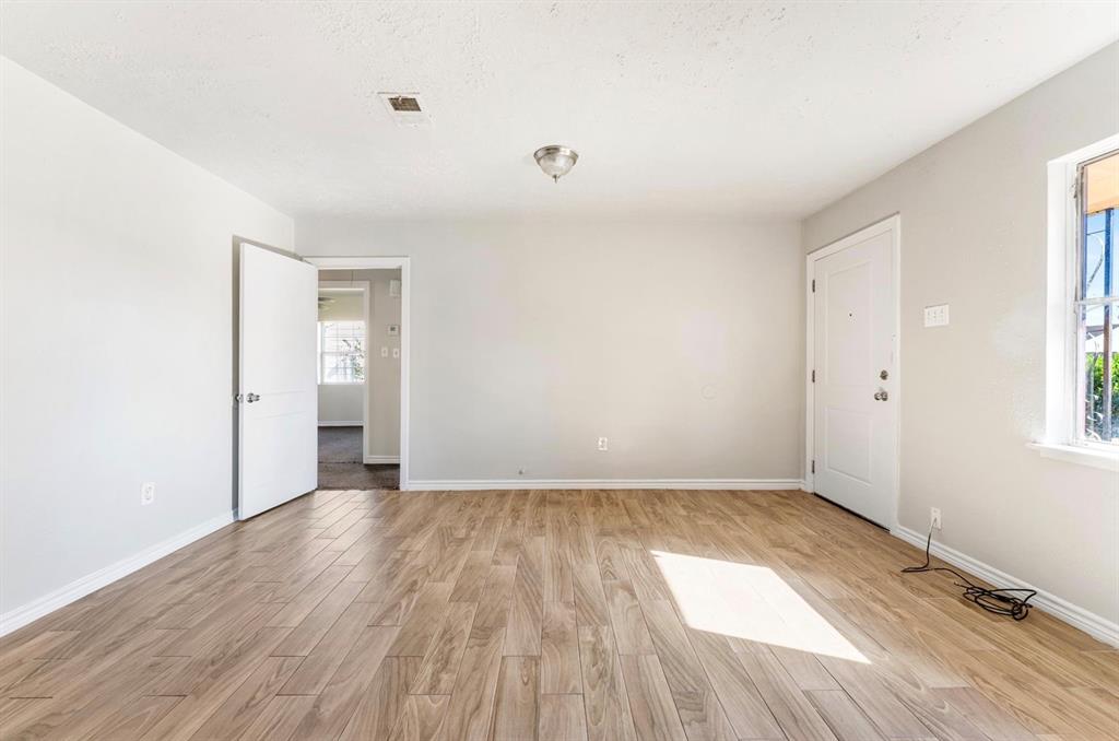 4637 Carmen Street, Houston, Texas image 5