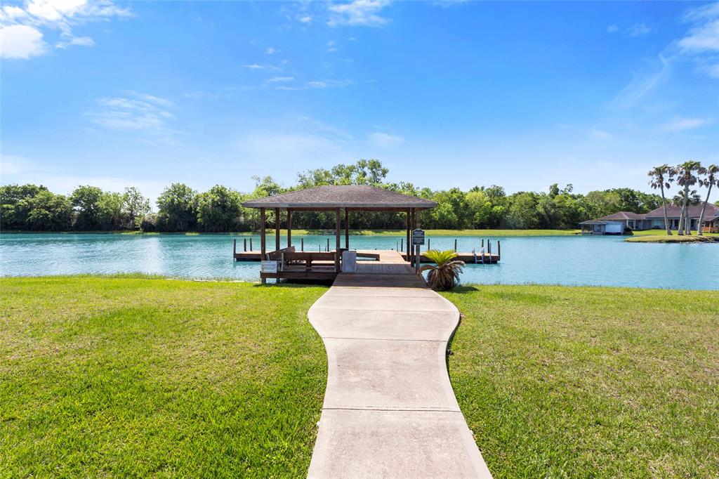 130 Lago Circle Drive, Santa Fe, Texas image 49