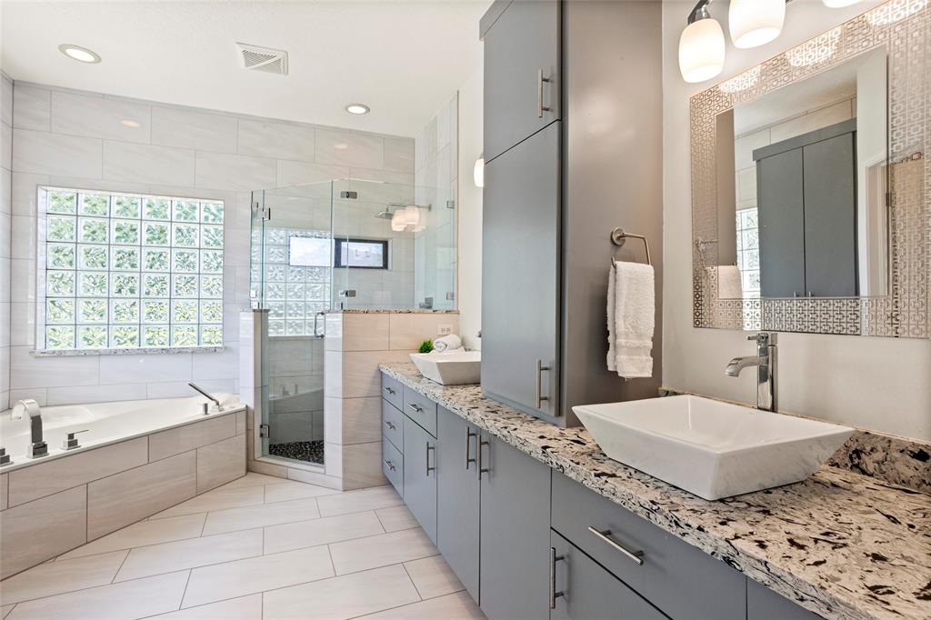 130 Lago Circle Drive, Santa Fe, Texas image 21