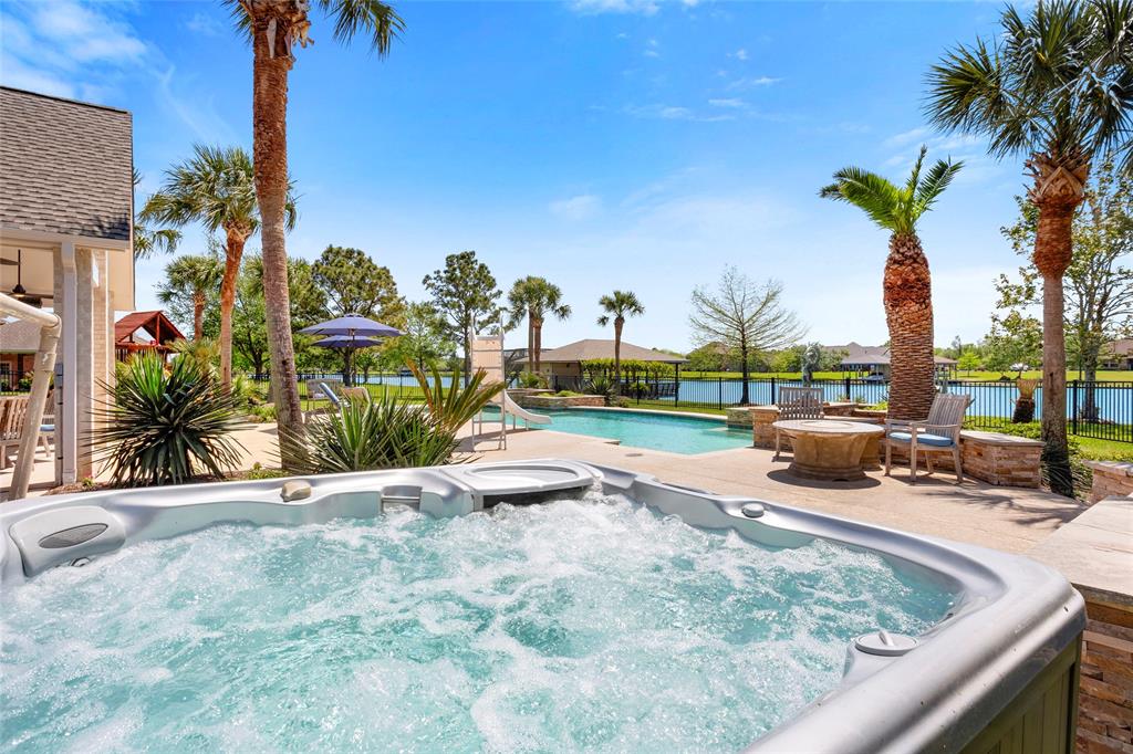 130 Lago Circle Drive, Santa Fe, Texas image 36
