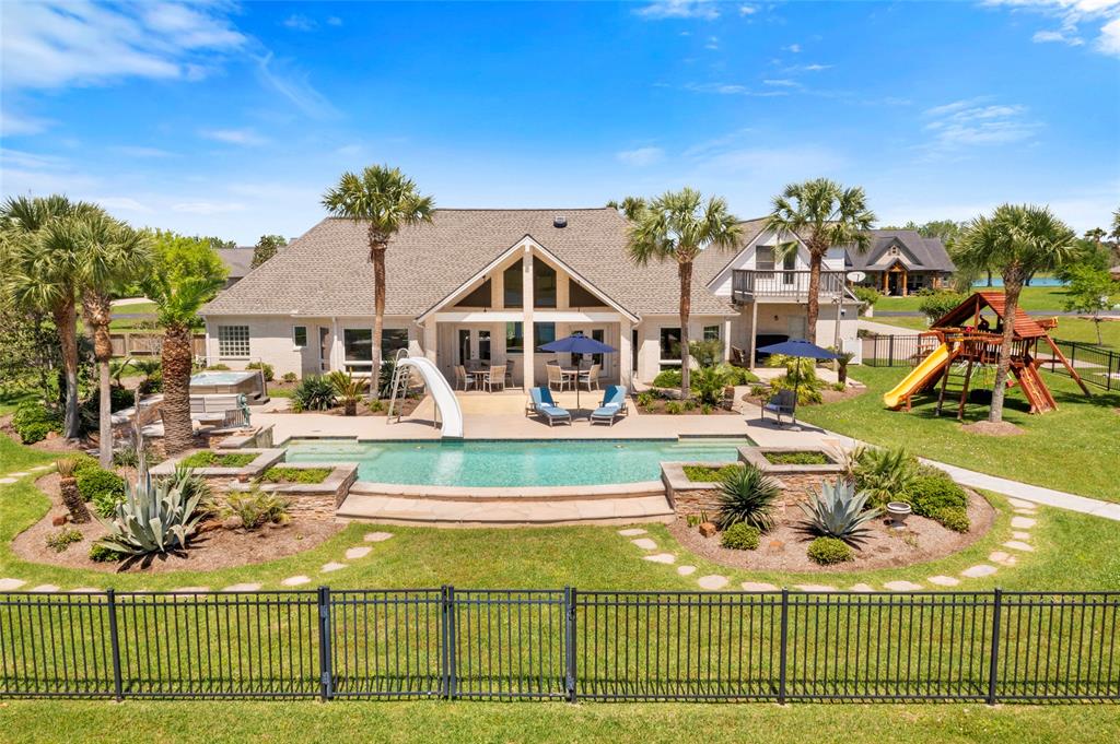 130 Lago Circle Drive, Santa Fe, Texas image 34