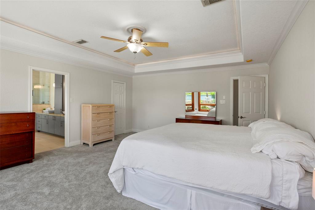 130 Lago Circle Drive, Santa Fe, Texas image 20