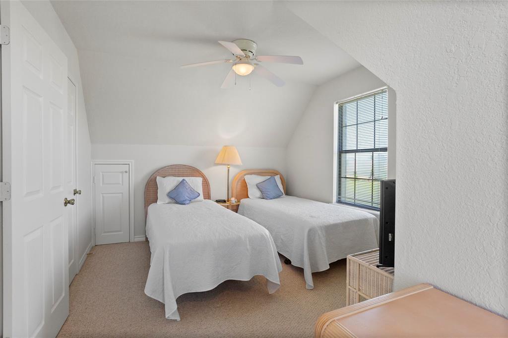 130 Lago Circle Drive, Santa Fe, Texas image 30