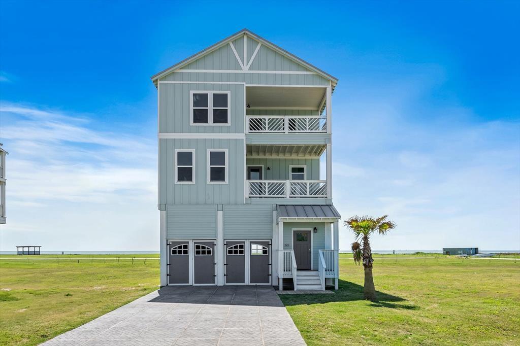520 Annabelle Drive, Gilchrist, Texas image 1