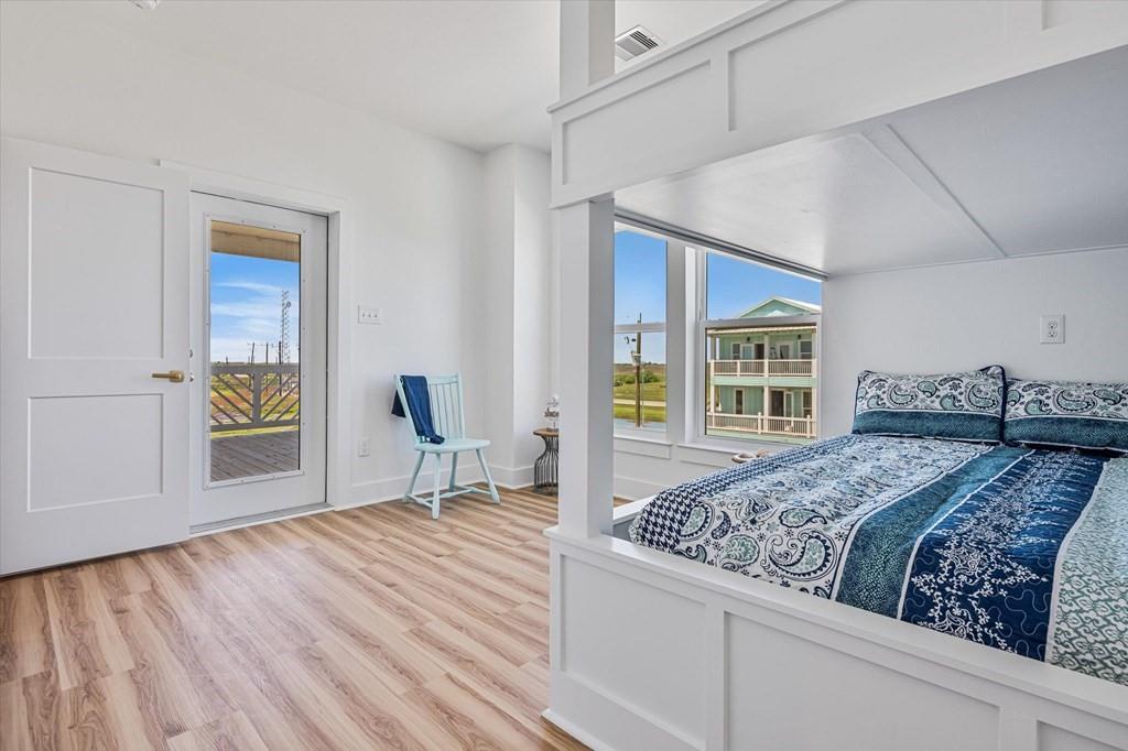 520 Annabelle Drive, Gilchrist, Texas image 35