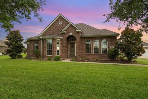 Single Family Residence in Baytown TX 8818 Black Horse Road.jpg