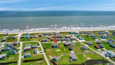 A home in Crystal Beach