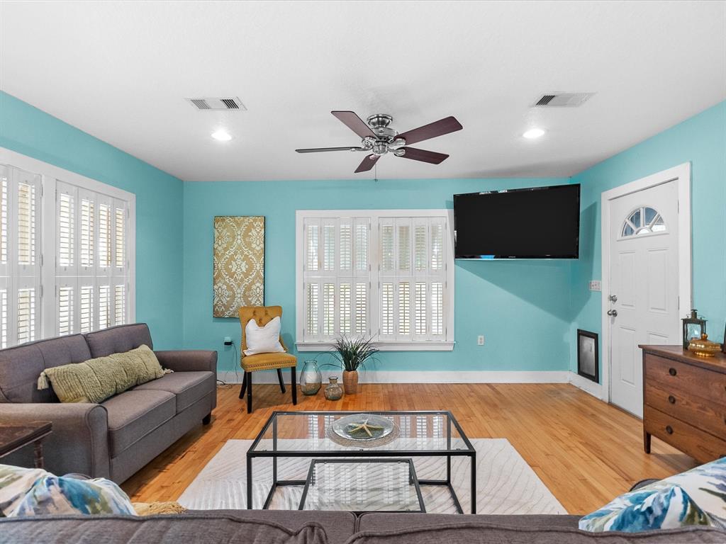 939 17th Street, San Leon, Texas image 18