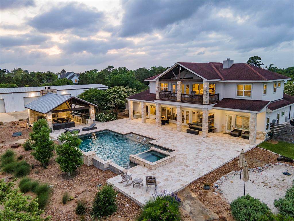 2112 Washington Avenue, Alvin, Texas image 1