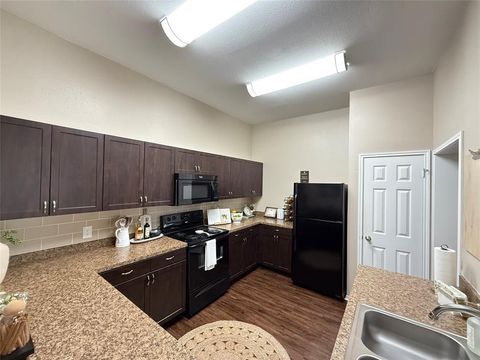 Photo of 6607 Brodie Ln Ln #432, Austin, TX 78745 (MLS # 93647309)