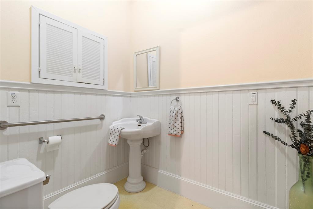 1621 Ursuline Street, Galveston, Texas image 11