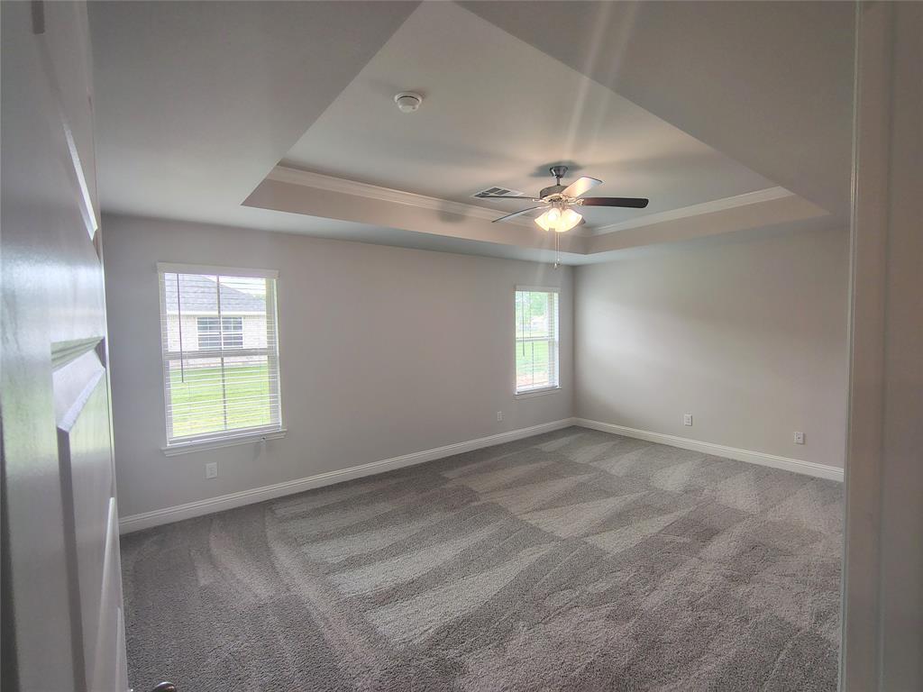7 Greystone Court, Angleton, Texas image 9