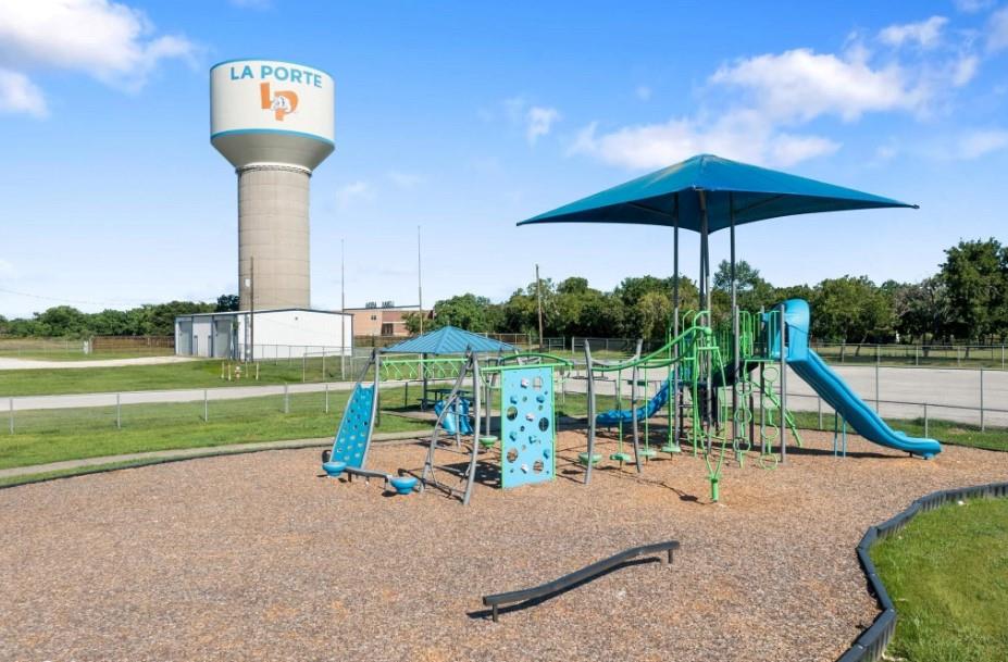 811 Easy Street, La Porte, Texas image 22