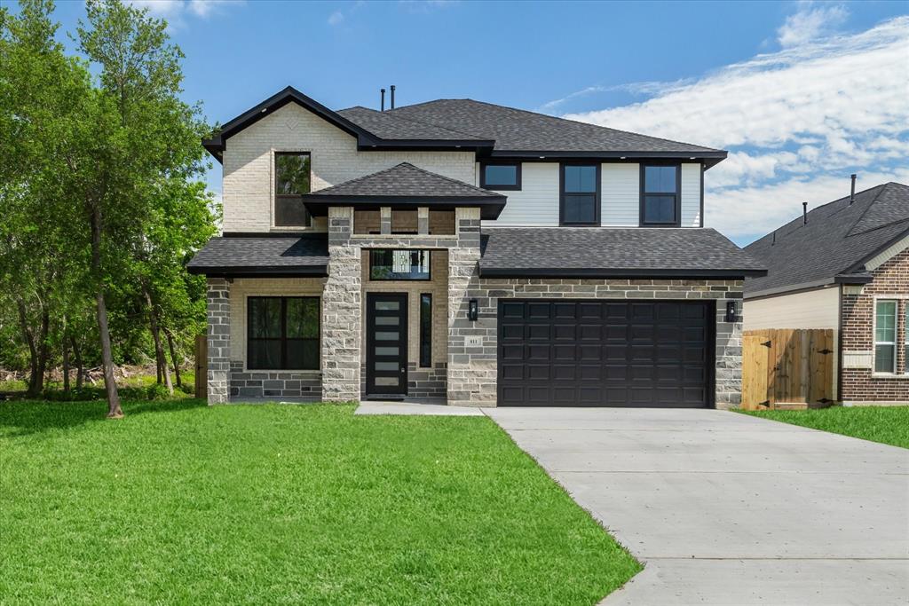 811 Easy Street, La Porte, Texas image 1
