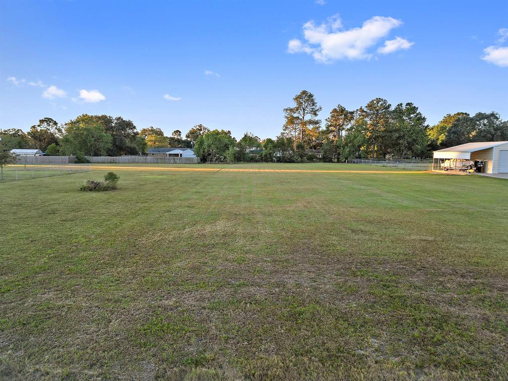 Tinkler Street, Anahuac, Texas image 18