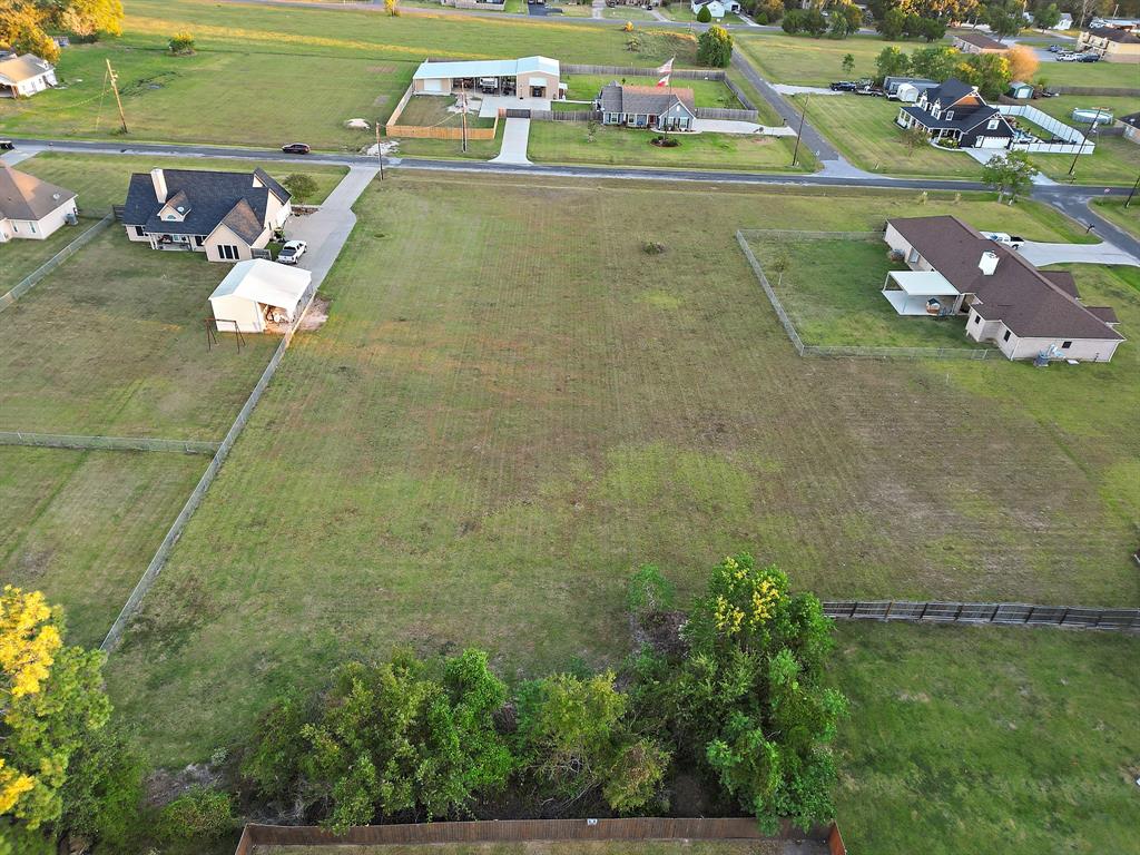 Tinkler Street, Anahuac, Texas image 7