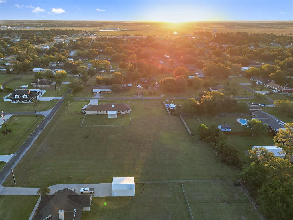 Tinkler Street, Anahuac, Texas image 11