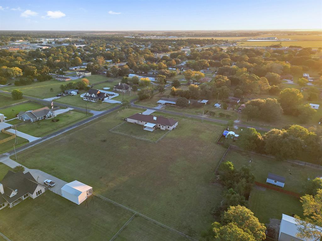 Tinkler Street, Anahuac, Texas image 10