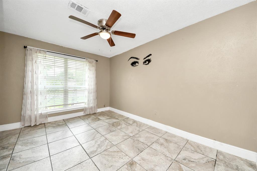 310 Harold Lane, Baytown, Texas image 8