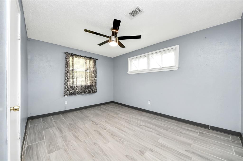 310 Harold Lane, Baytown, Texas image 15