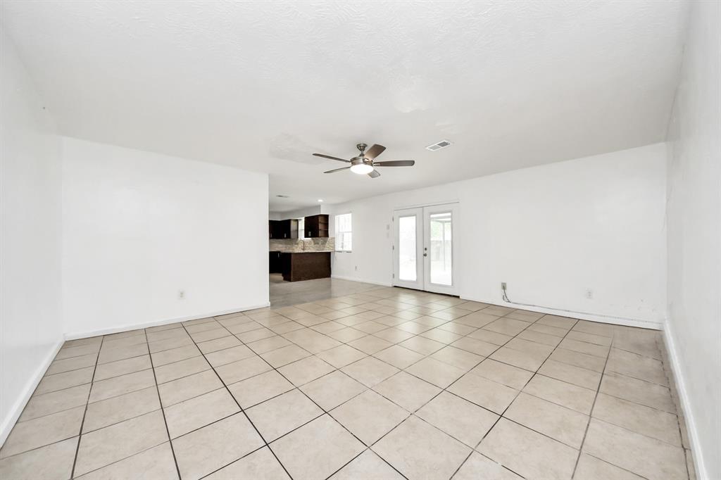 310 Harold Lane, Baytown, Texas image 12