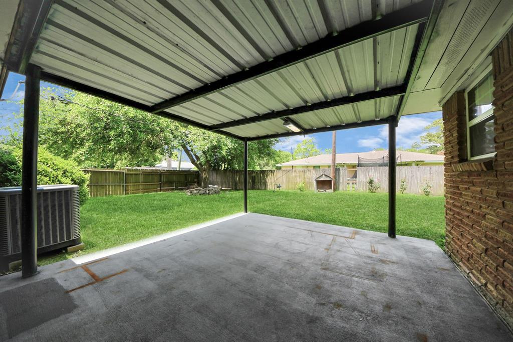 310 Harold Lane, Baytown, Texas image 34