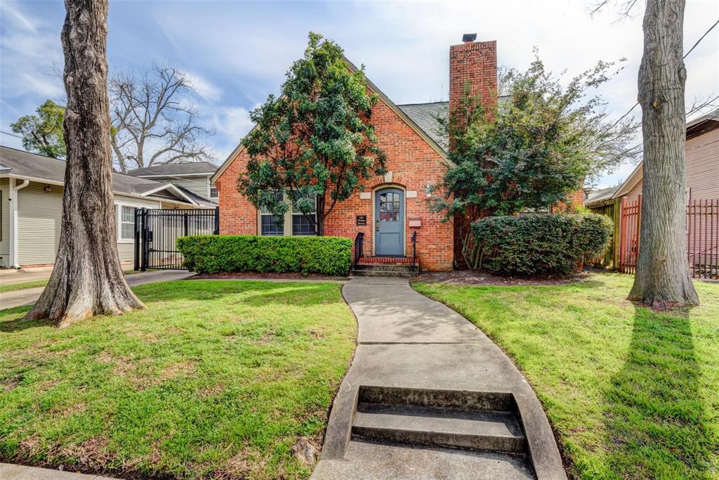1313 Peden Street 4
