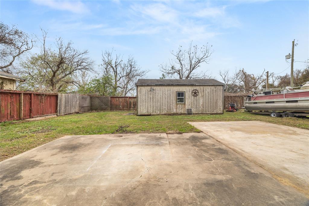 418 E Florida Street, Brazoria, Texas image 20