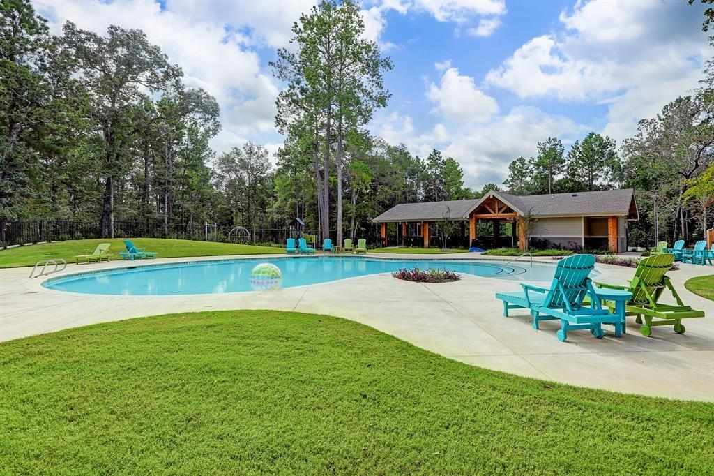 17650 Julianne Drive, Waller, Texas image 4