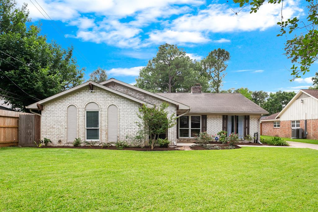 10803 Chevy Chase Drive