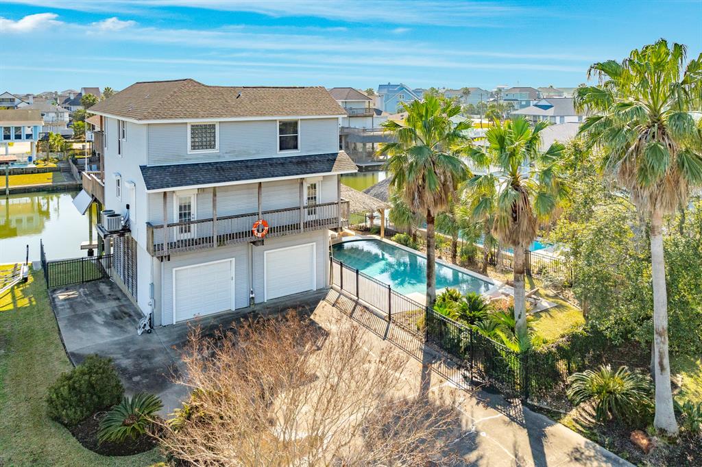 1319 Coral Way