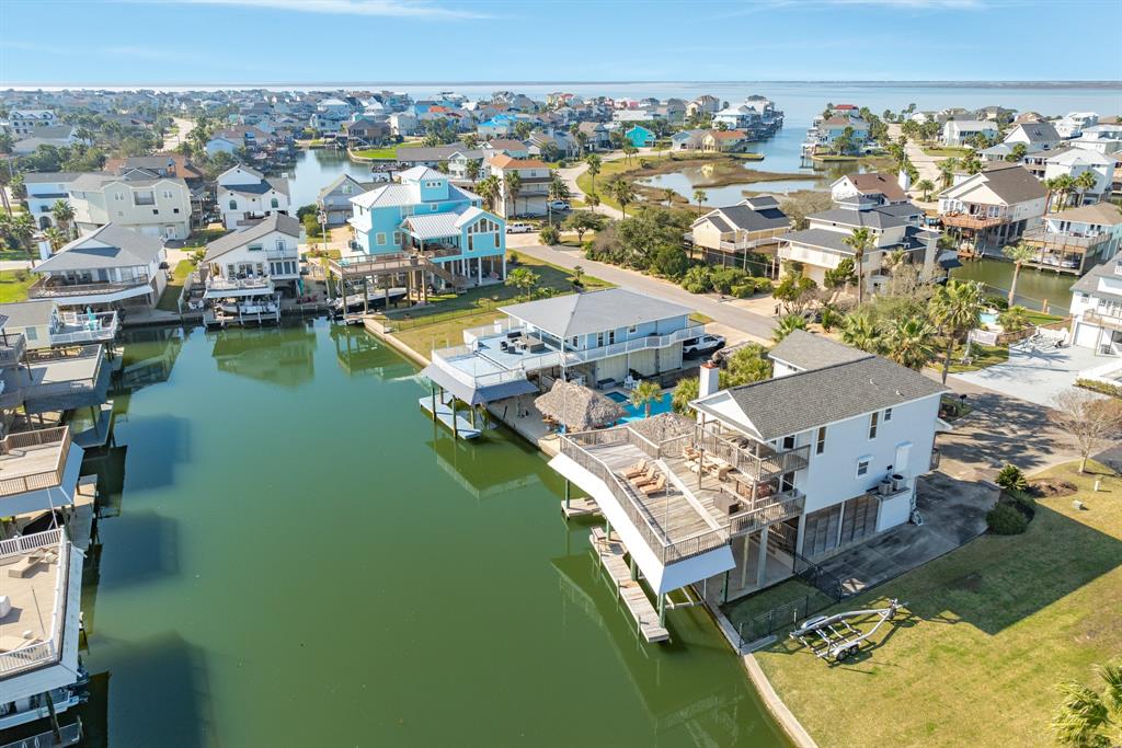 1319 Coral Way