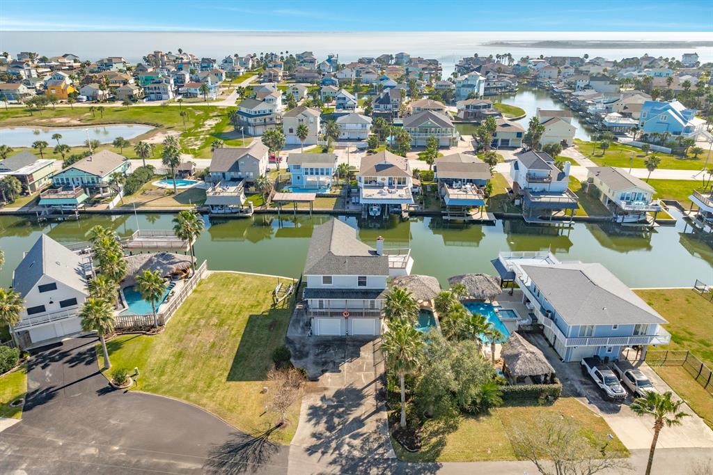 1319 Coral Way