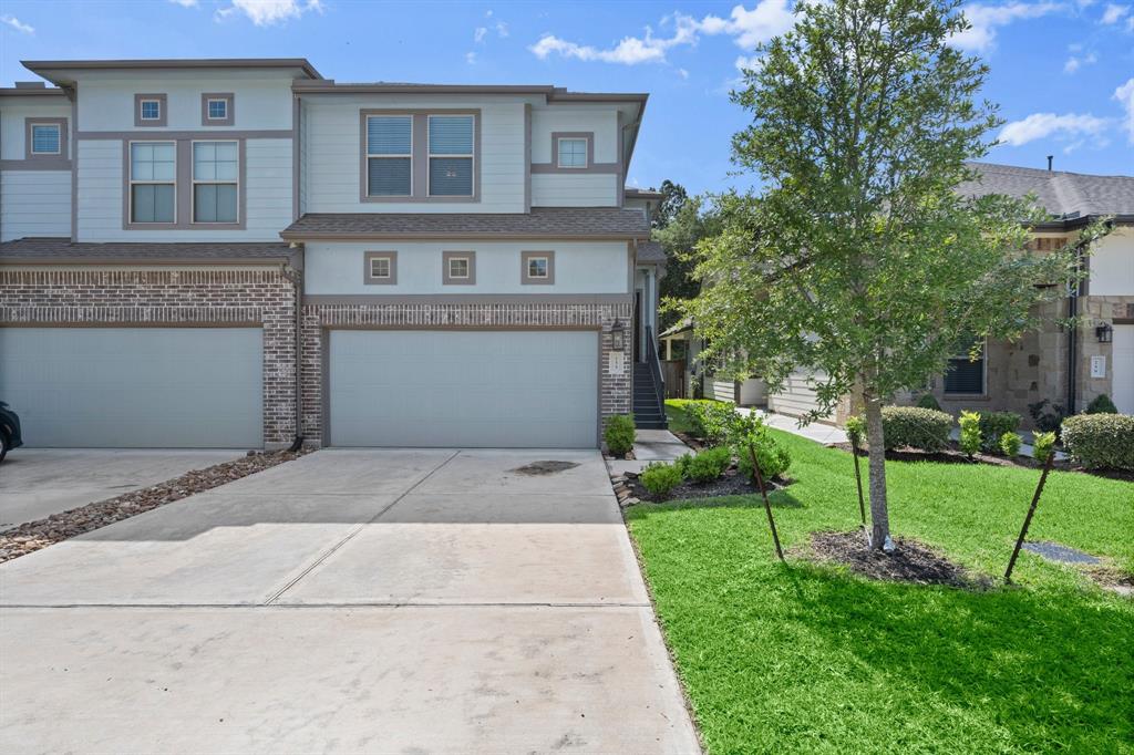 255 S Spotted Fern Drive, Montgomery, Texas image 1