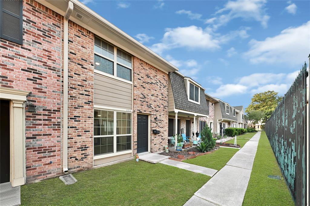 4960 Milwee Street, Houston, Texas image 3